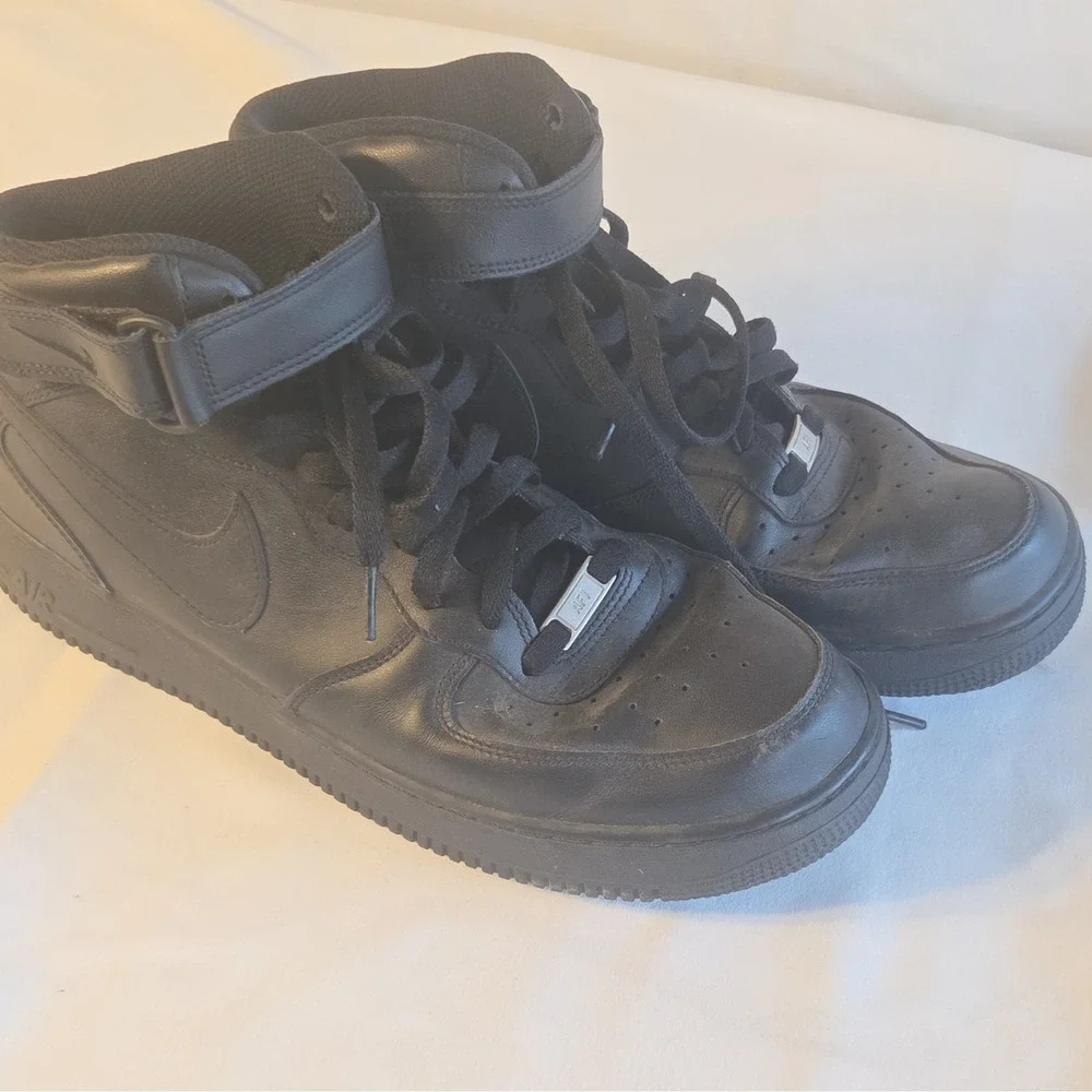 Nike Air Force 1 Men's High Top Black Lace-Up Athletic Sneaker